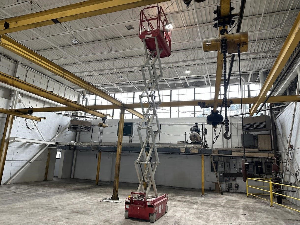 2019 MEC Micro19 19' Electric Scissor Lift