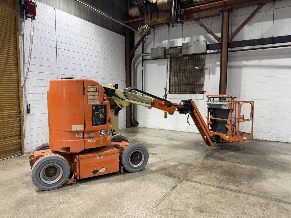2014 JLG E300AJP 30' Electric Articulating Boom Lift