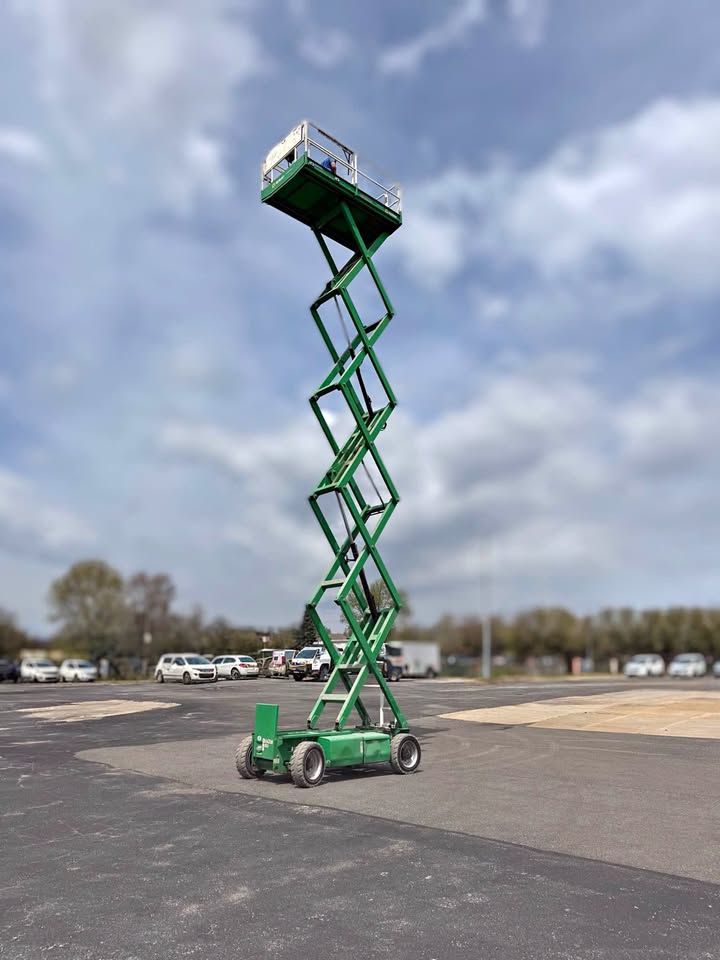 2017 JLG 4069LE Scissor Lift