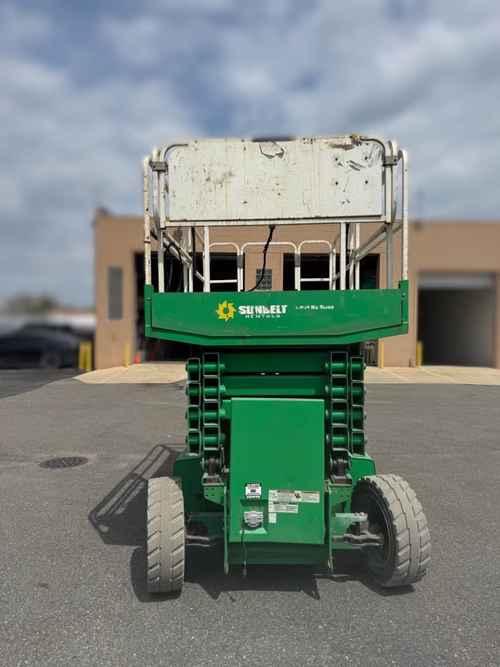 2017 JLG 4069LE Scissor Lift