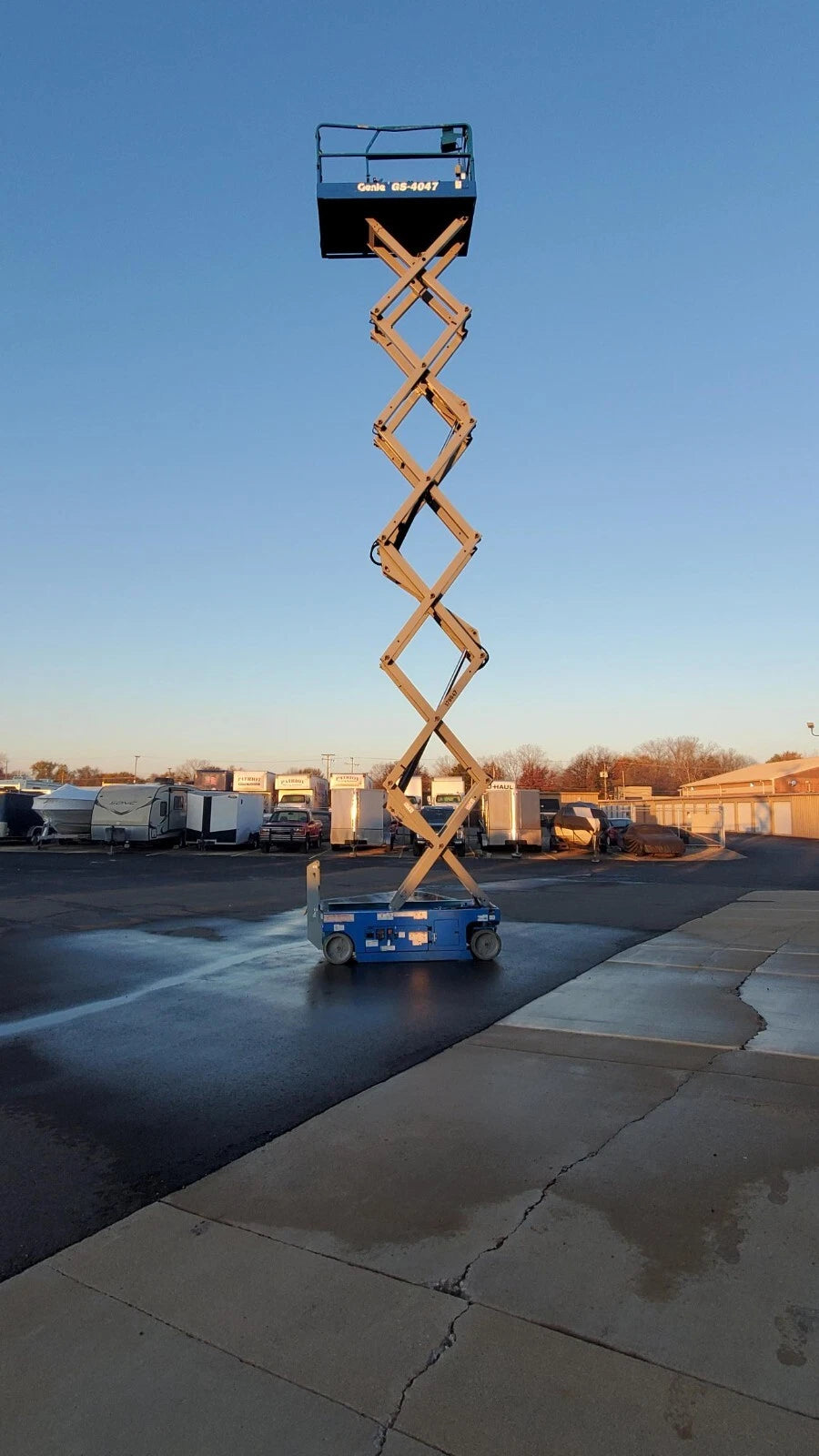 2015 Genie GS4047 Scissor Lift
