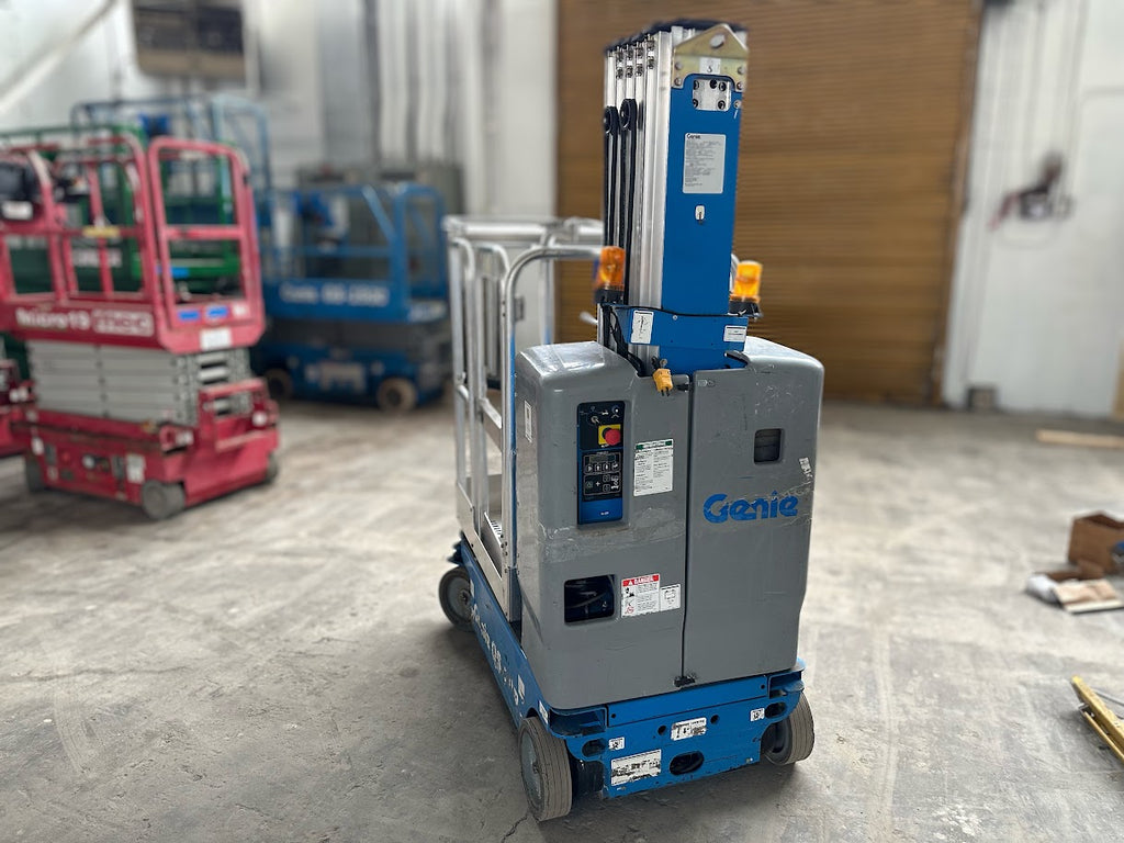 2014 Genie QS-20 Electric Vertical Mast Lift