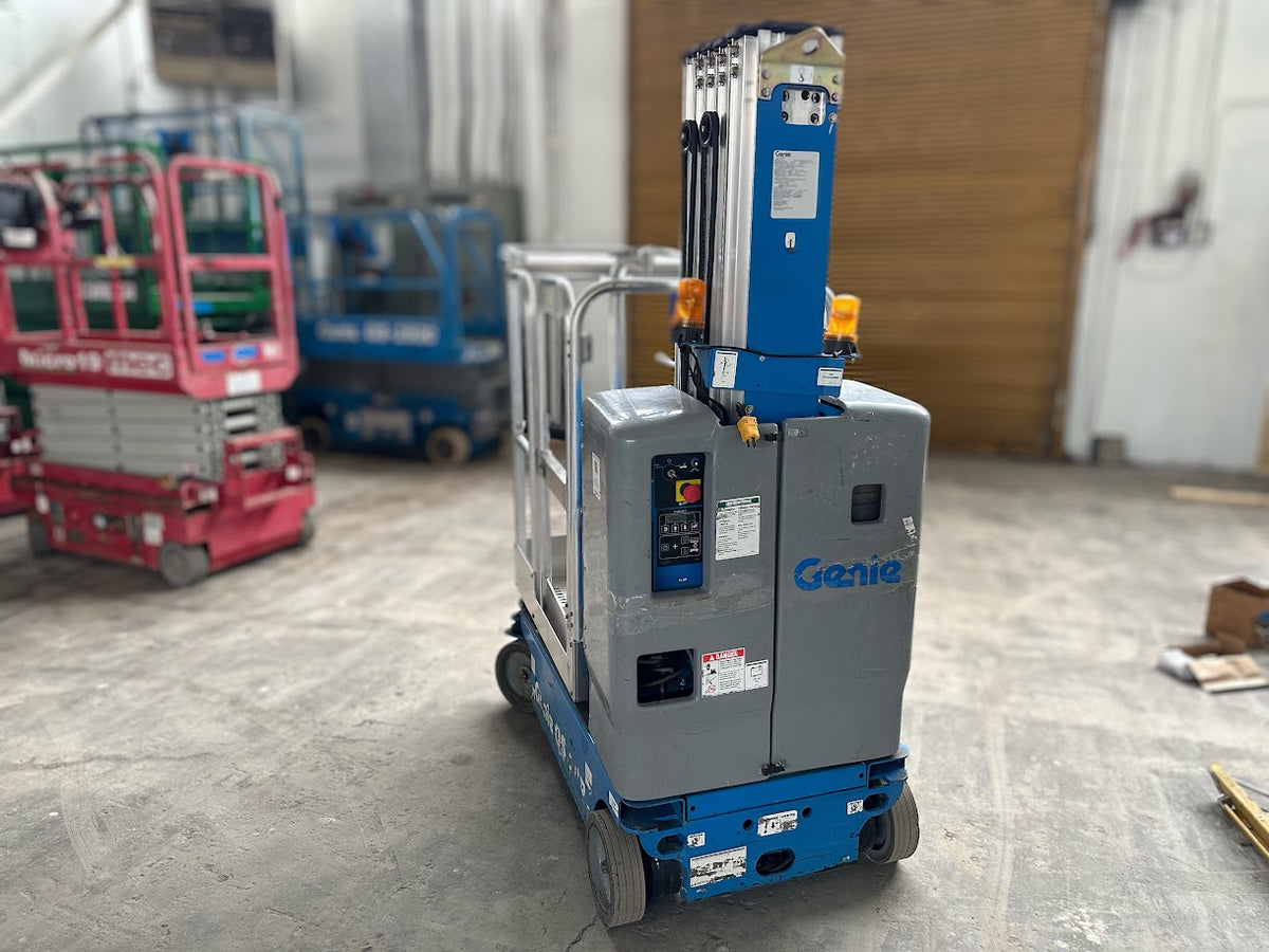 2014 Genie QS-20 Electric Vertical Mast Lift