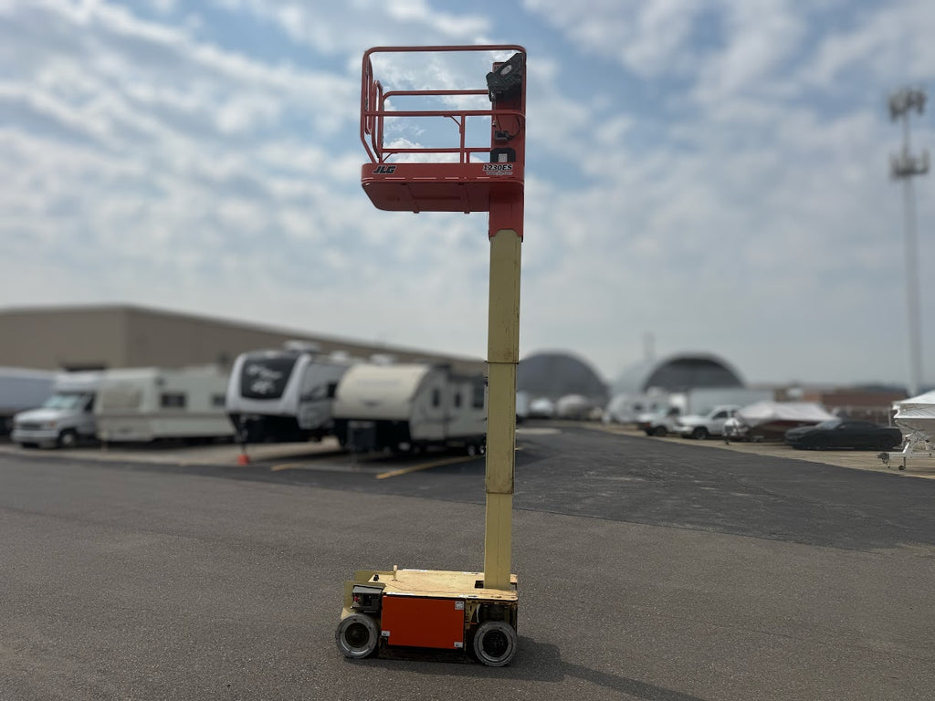 2014 JLG 1230ES Vertical Mast Lift