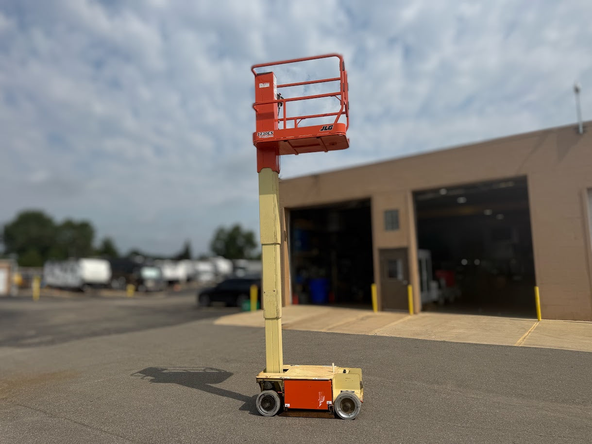 2014 JLG 1230ES Vertical Mast Lift