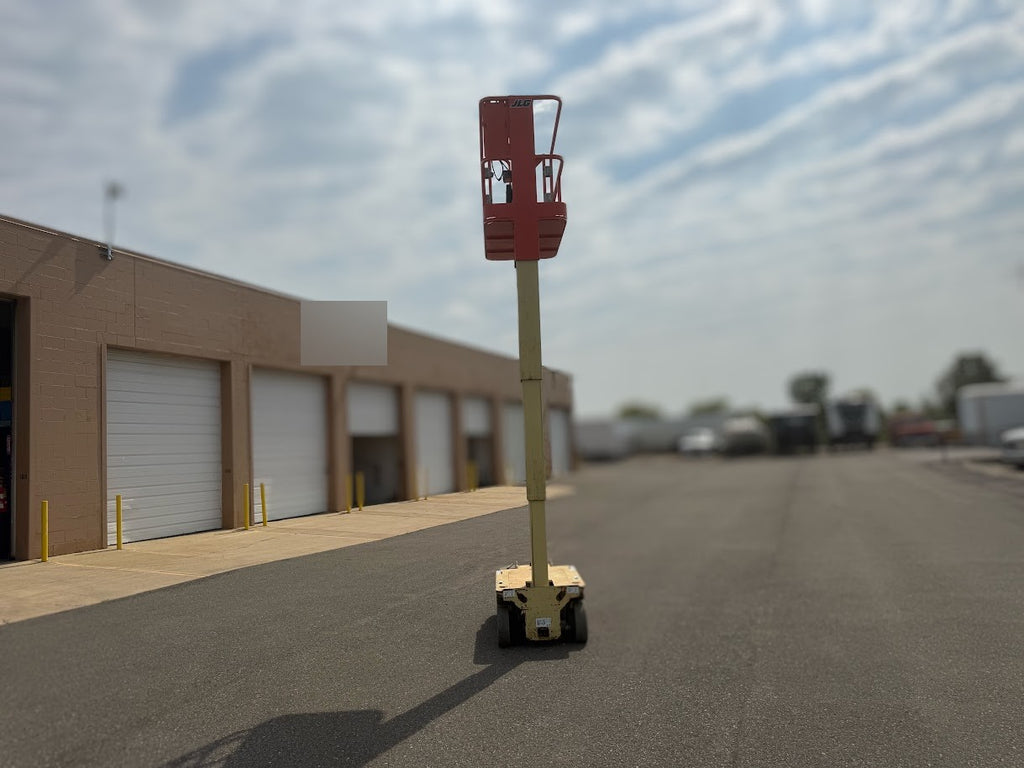 2014 JLG 1230ES Vertical Mast Lift