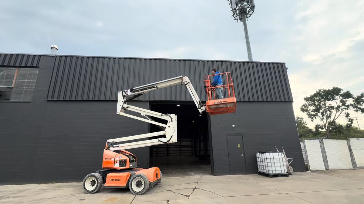 2017 Snorkel A46JE 46' Electric Articulating Boom Lift