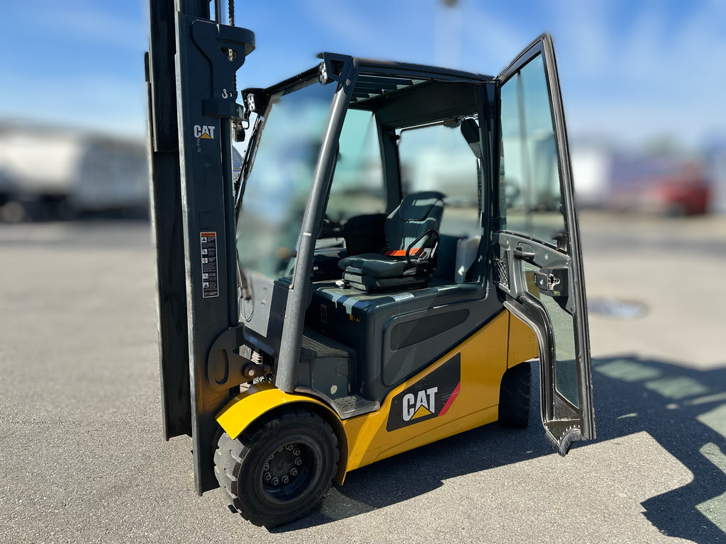 2014 Caterpillar 2EP6500 Electric Forklift