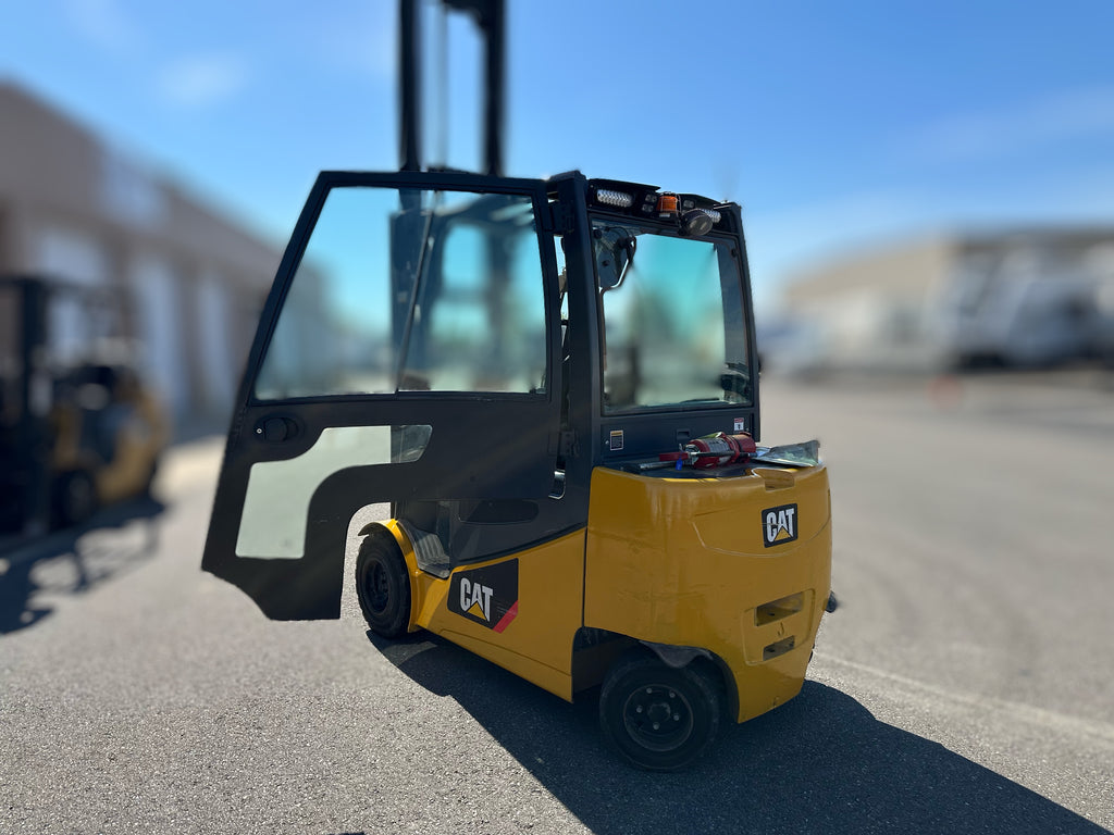 2014 Caterpillar 2EP6500 Electric Forklift