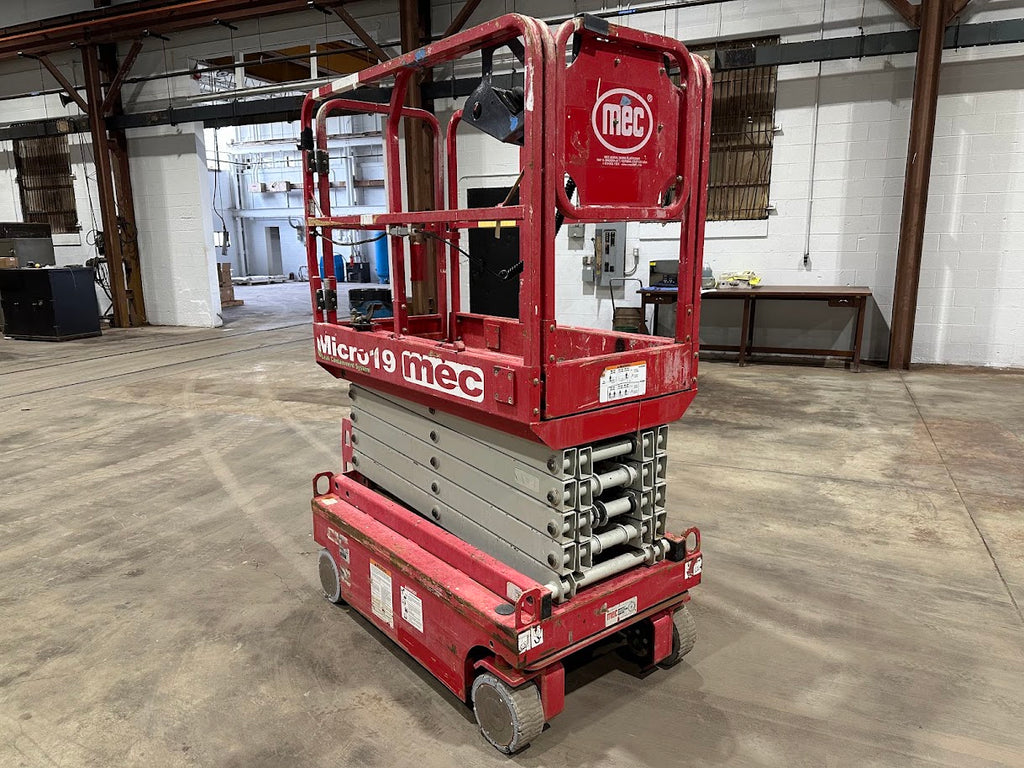 2020 MEC Micro19 19' Electric Scissor Lift