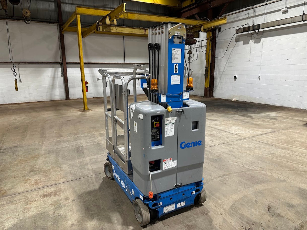 2014 Genie QS-20 Electric Vertical Mast Lift